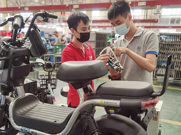 强强联合：速耐电动车菠菜广告投放平台携手爱玛打造中国“智造”电动自行车